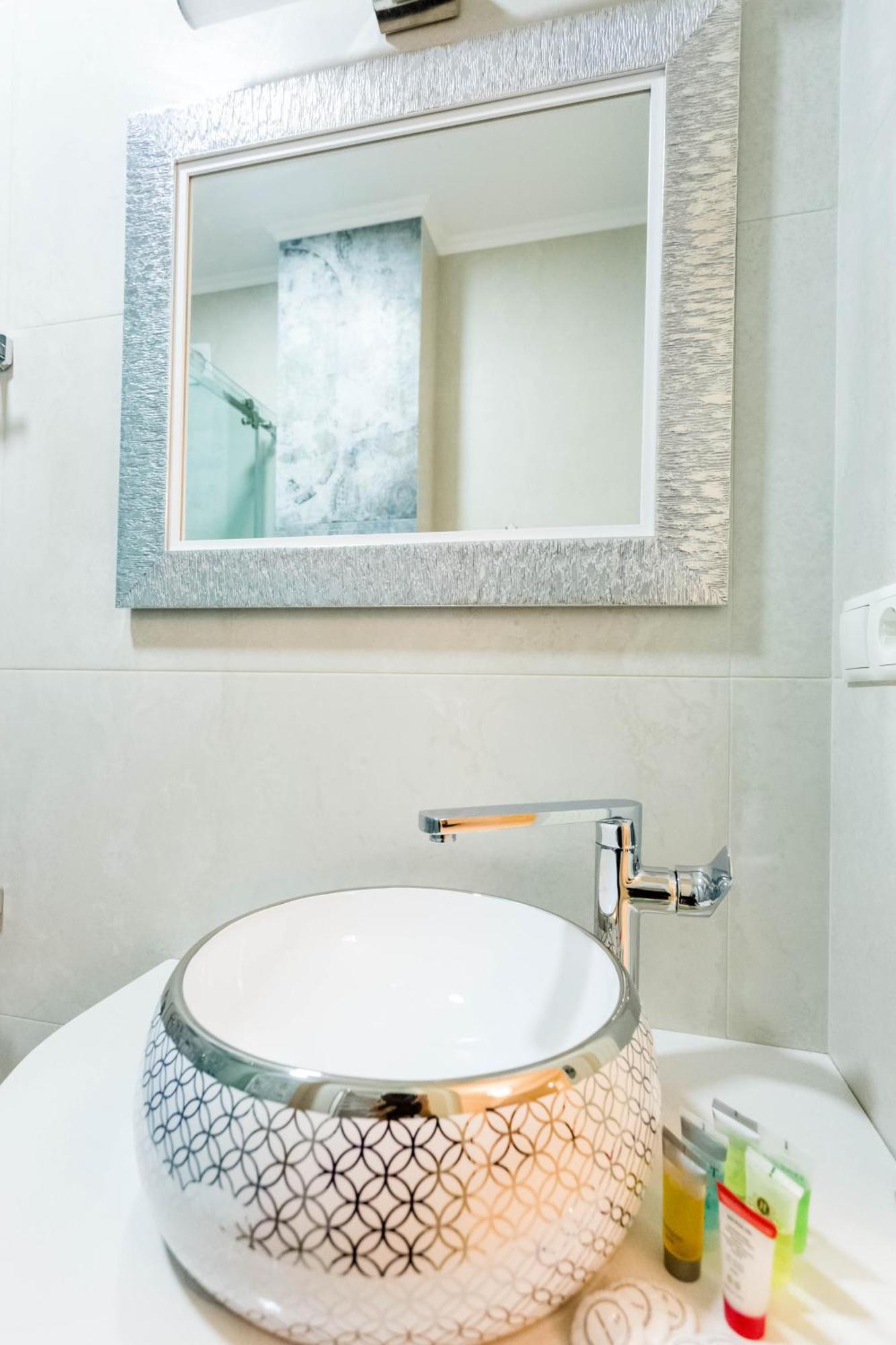 City Luxury Apartment L Tbilissi Extérieur photo