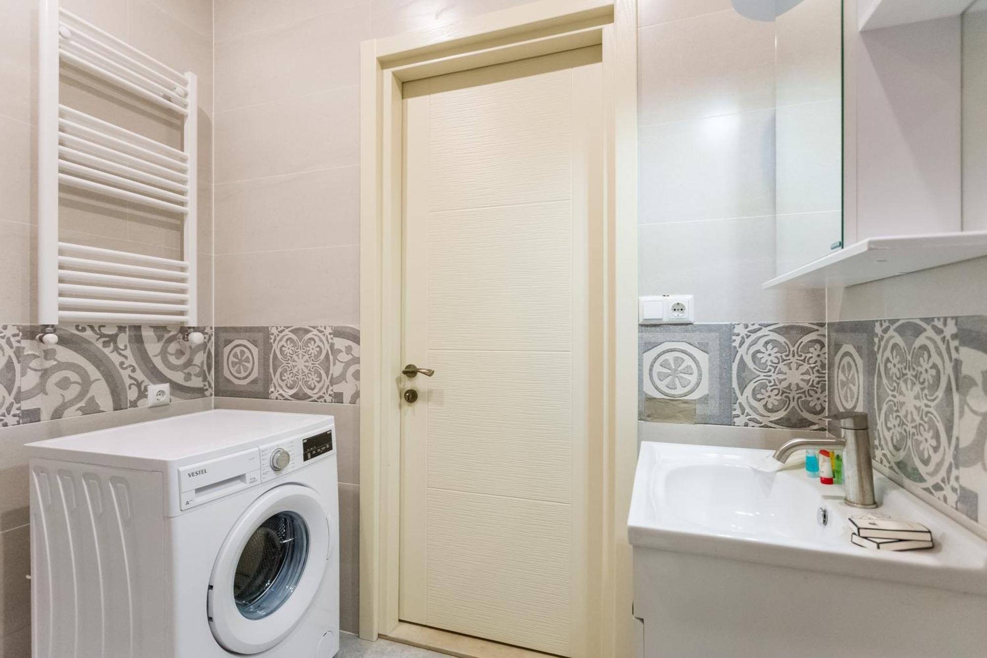 City Luxury Apartment L Tbilissi Extérieur photo